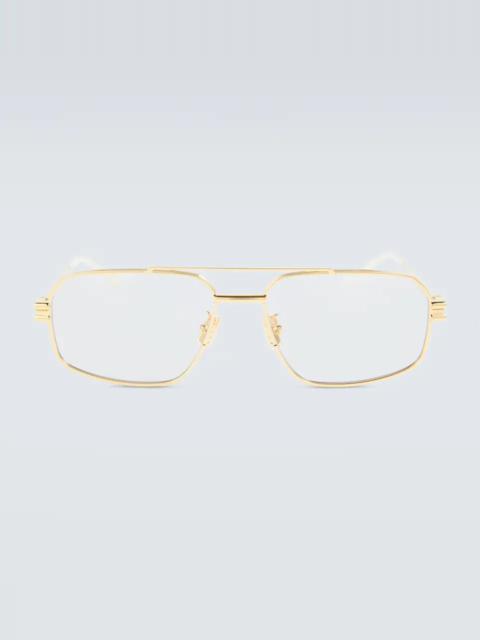 Square-frame glasses