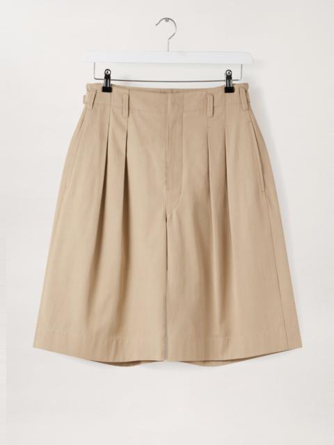 Lemaire PLEATED BERMUDA SHORTS
VISCOSE COTTON