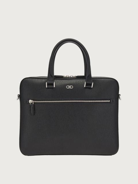 FERRAGAMO GANCINI 사업 부대