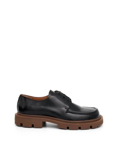 Maison Margiela Ivy Derby in Black/Honey