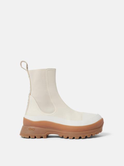 Trace Chelsea Boots