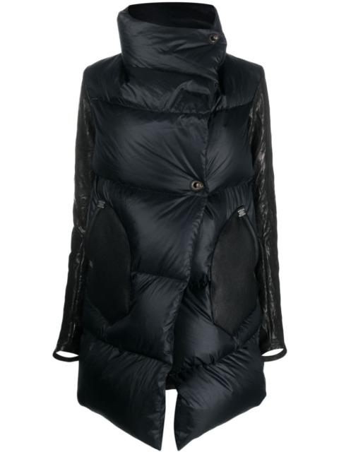 lock-fastening quilted down jacket