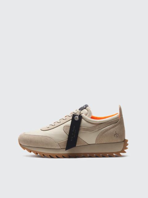 Retro Runner Bomber - Suede
Low Top Sneaker