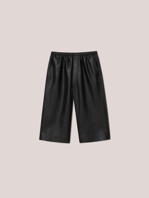 Nanushka WENDEL - Vegan leather bermuda shorts - Black