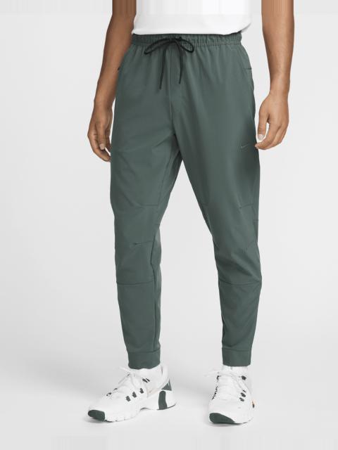 Nike Unlimited Men's Dri-FIT Zippered Cuff Versatile Pants