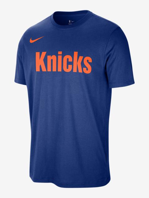 New York Knicks Essentials Men's Nike NBA T-Shirt
