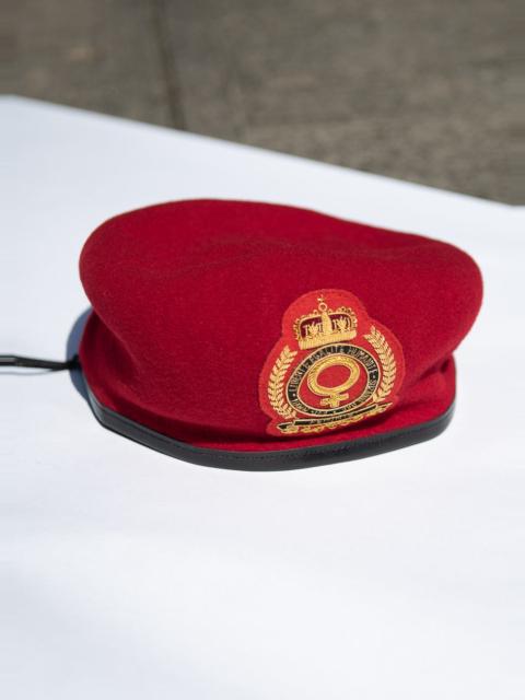 Suzanne Rae beret