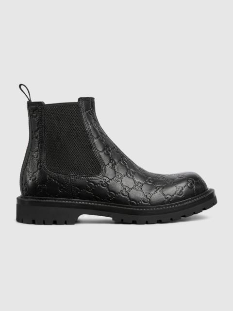 Men's boot with Web