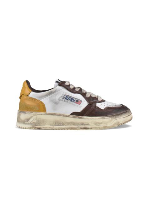 Super vintage sneakers