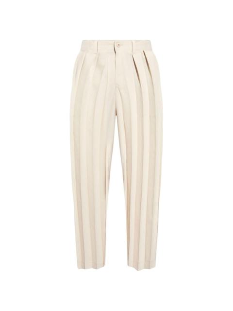 straight-leg pleated trousers