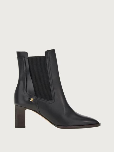 VARA CHAIN ANKLE BOOT