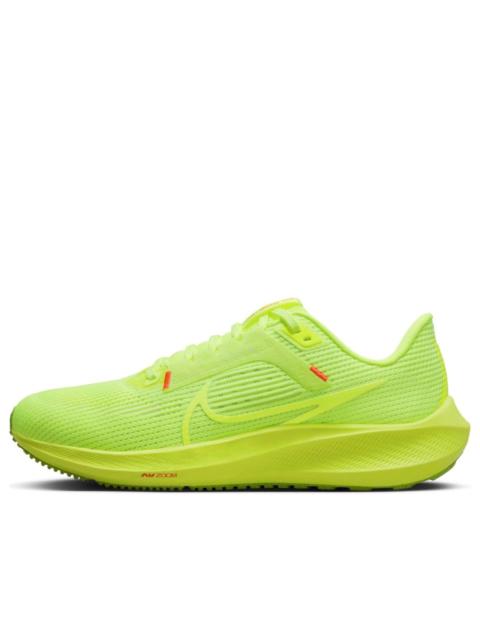 Nike Nike Pegasus 40 Grinch (Women's)