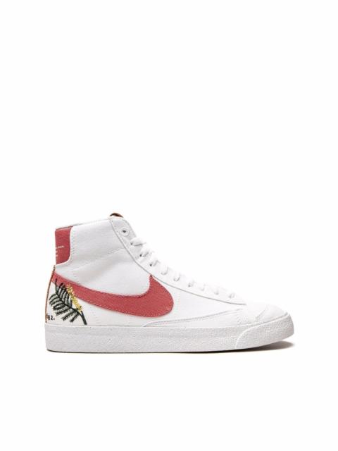 Nike 블레이저 중 77 "Catechu"스니커