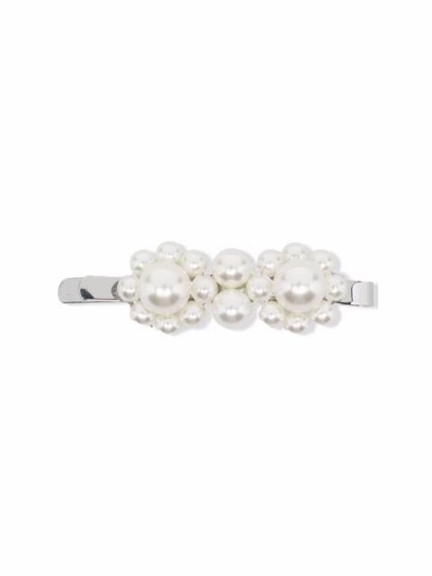 pearl-embellished hair clip