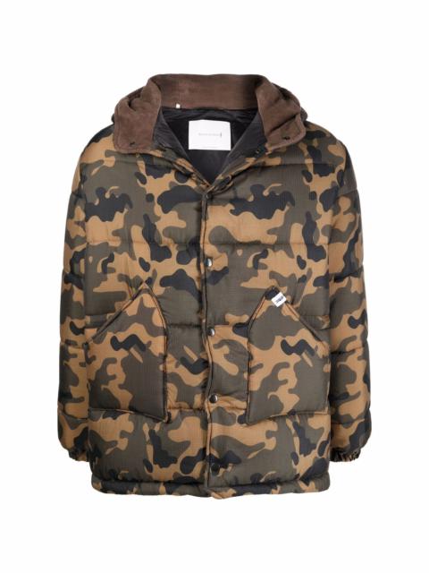 camouflage-pattern padded jacket