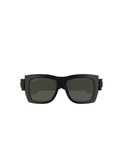 GUCCI Plastique square sunglasses