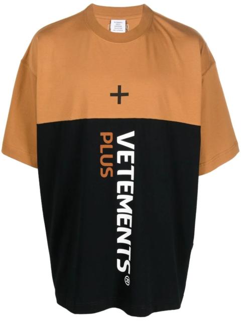 VETEMENTS battery logo cotton T-shirt