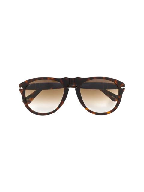 tortoiseshell round-frame sunglasses