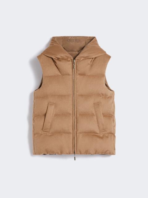 Max Mara DELFY Reversible padded gilet in camel and water-repellent taffeta