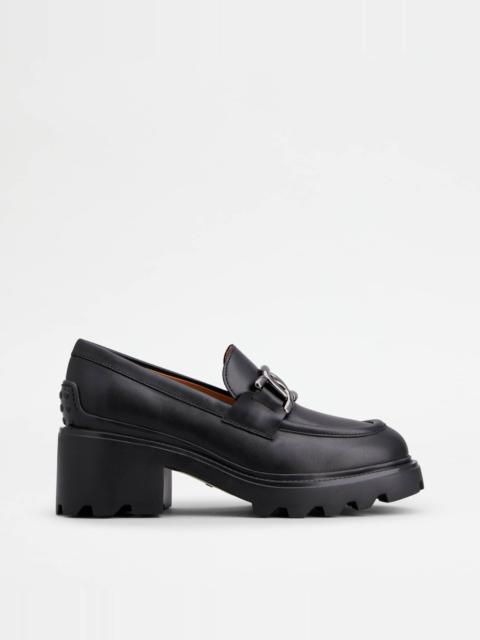 Tod's LOAFERS IN LEATHER - BLACK