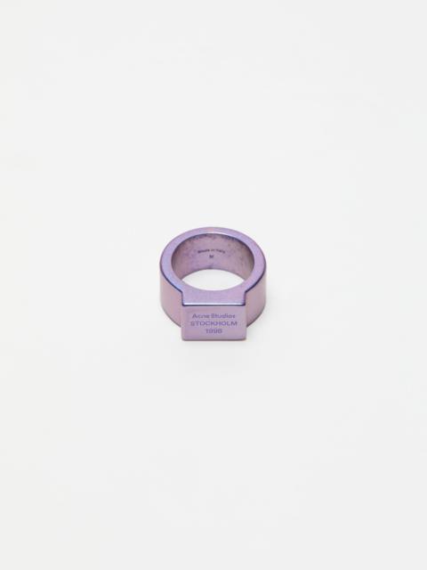 Acne Studios Logo engraved signet ring - Silver blue