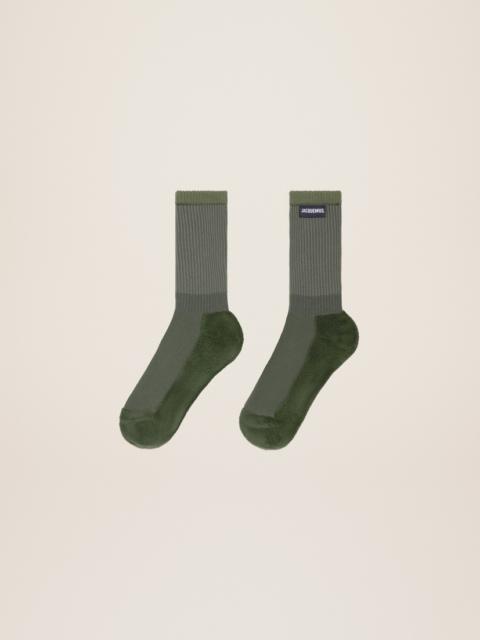 JACQUEMUS Les chaussettes à l'envers