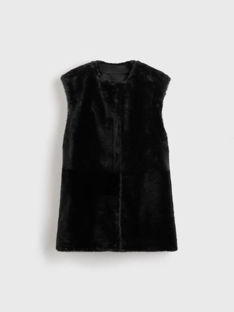TOTEME Plush shearling vest black