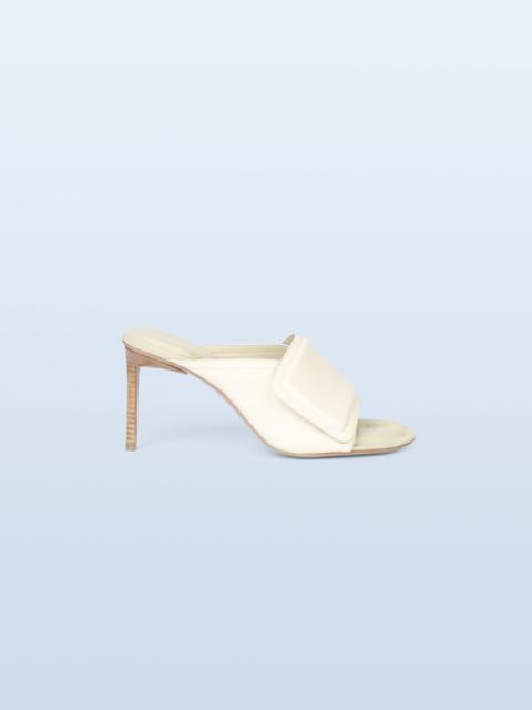 JACQUEMUS Les mules Aqua