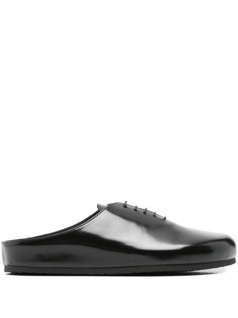 JACQUEMUS LES MULES DERBIE IN PELLE LUCIDA
