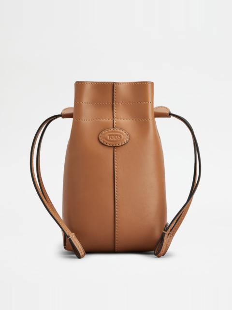 Tod's MICRO DRAWSTRING DI BAG IN LEATHER - BROWN