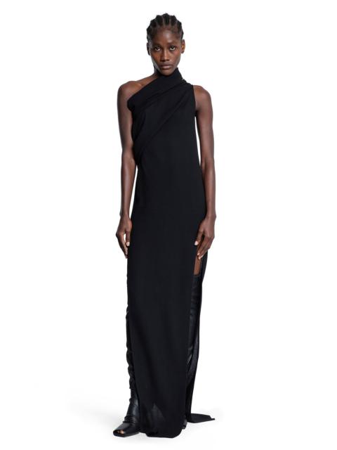 Concordians-Athena-Arrowhead-Gown