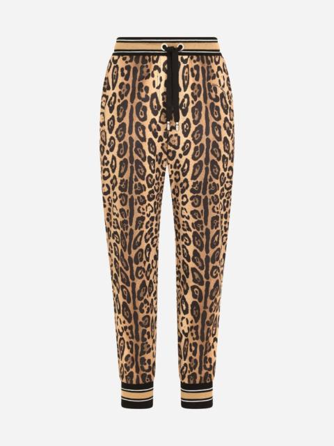 Jersey jogging pants with leopard print