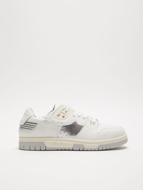 Acne Studios Low top sneakers - White/silver