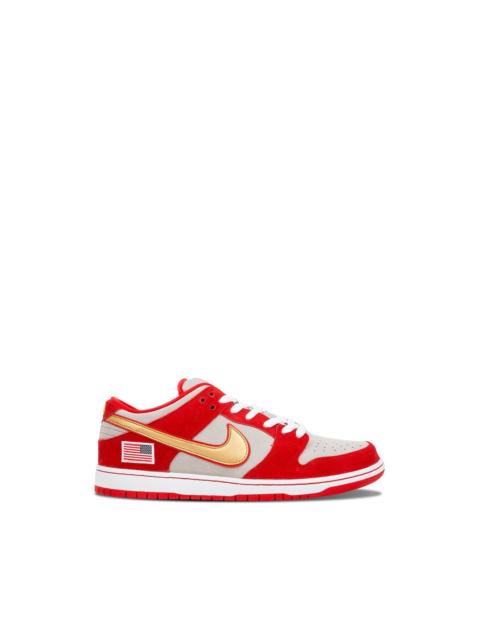 Dunk Low Pro SB sneakers