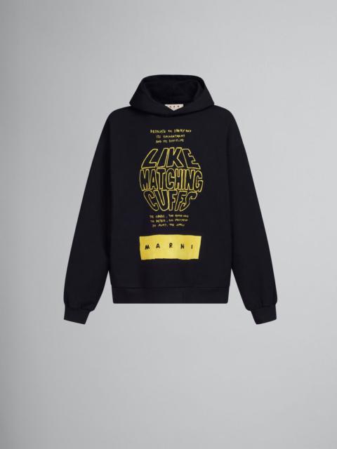 BLACK BIO COTTON HOODIE WITH MAXI SLOGAN PRINT