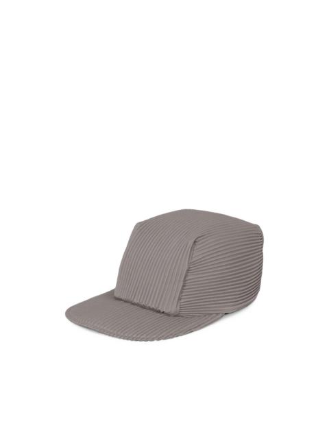 ISSEY MIYAKE plissé-effect cap