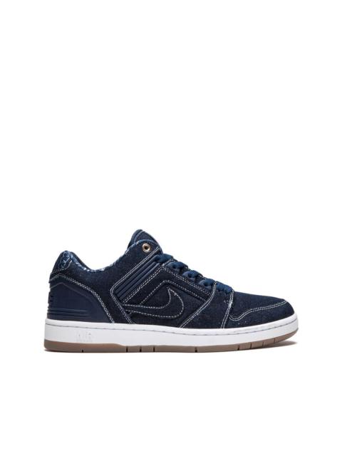 SB Air Force II Low QS sneakers