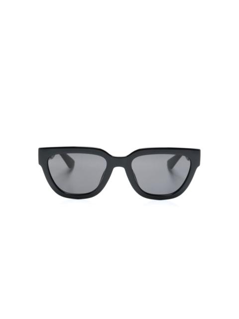 cat-eye frame sunglasses