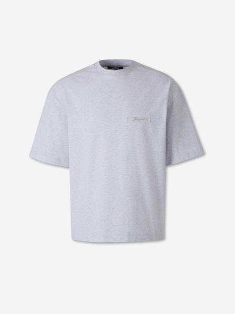 JACQUEMUS RUBAN SHORT SLEEVE T-SHIRT