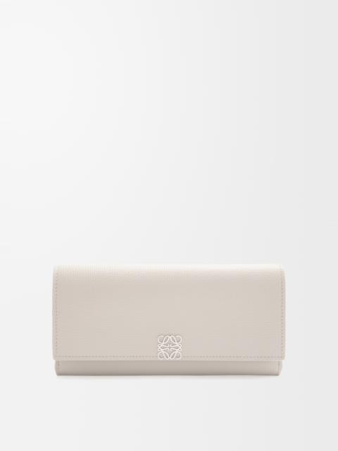 Anagram continental wallet in pebble grained calfskin