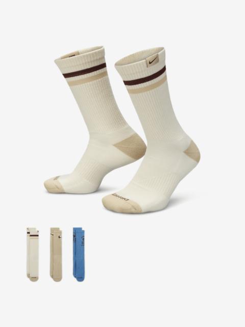 Nike Nike Everyday Cushioned Crew Socks (3 Pairs)
