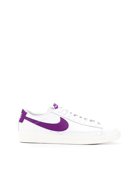 Nike Blazer low-top sneakers