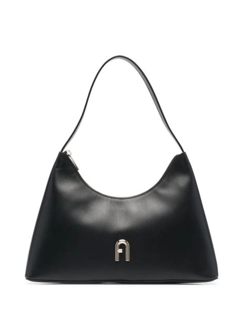 FURLA The FURLA DIAMANTE Small Shoulder Bag is a luxurious accessory that perfectly embodies the elegance 