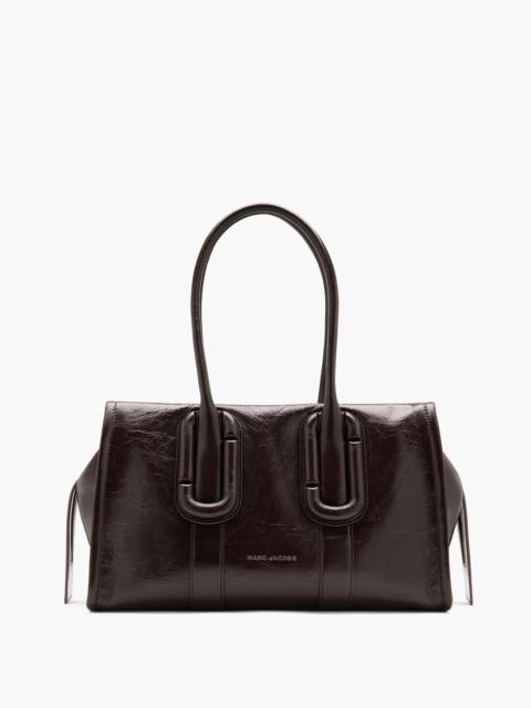 Marc Jacobs BABE CITY TOTE IN CRINKLE LEATHER