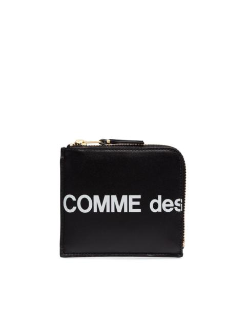 Comme Des Garçons logo zipped wallet