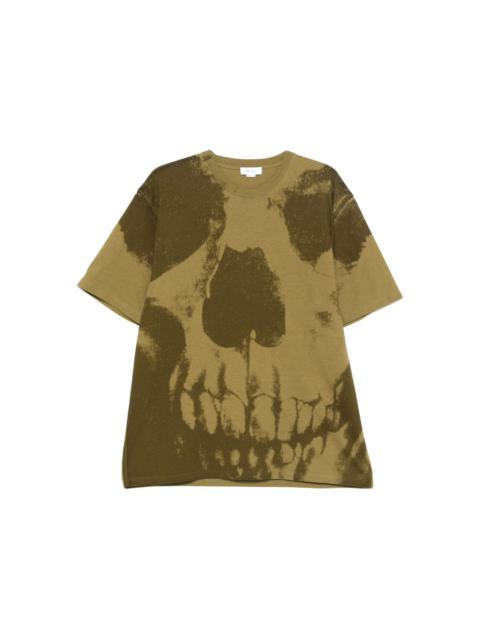 skull-print T-shirt