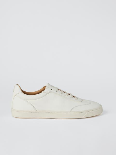 Deerskin unlined sneakers with natural rubber sole
