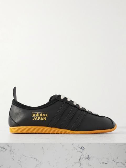 Japan suede-trimmed leather sneakers Black