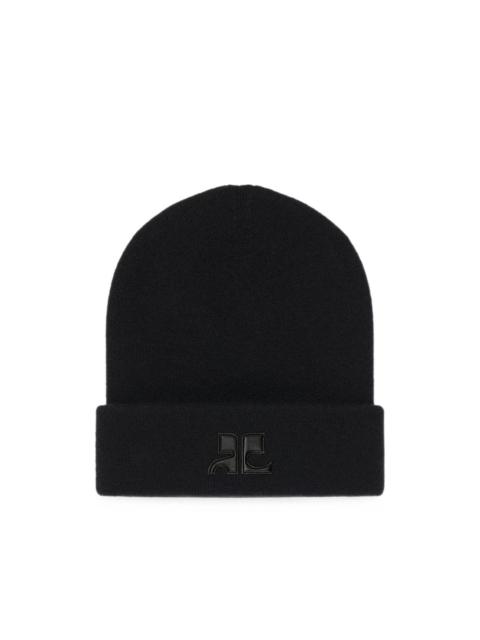 courrèges AC logo-patch beanie hat