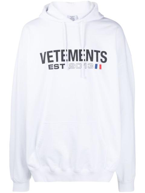 VETEMENTS logo-print hoodie